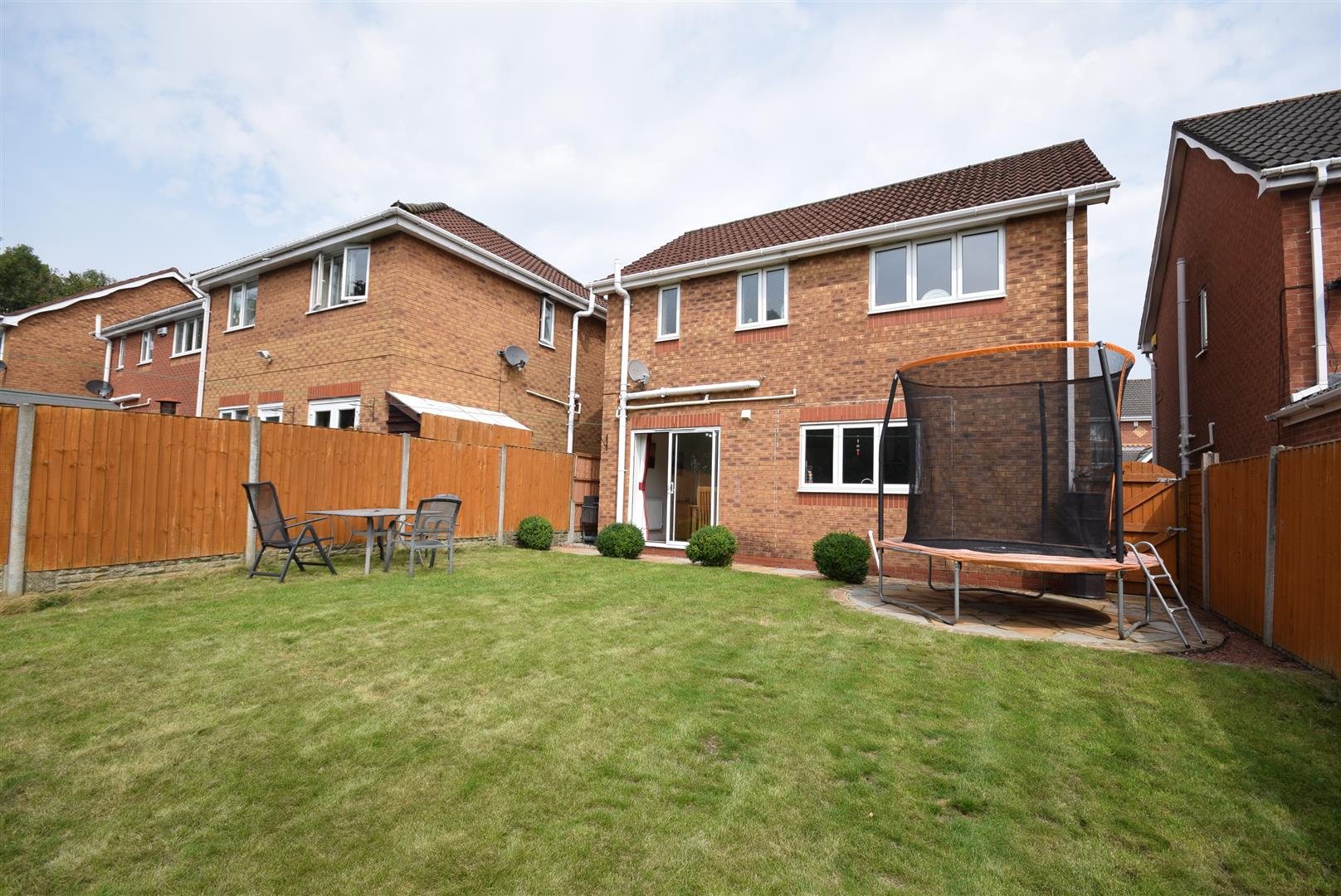 Summerfield Close, WaltonLeDale, Preston Holdens Estate Agents